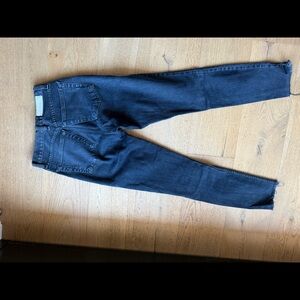 Re/done straight leg size 24